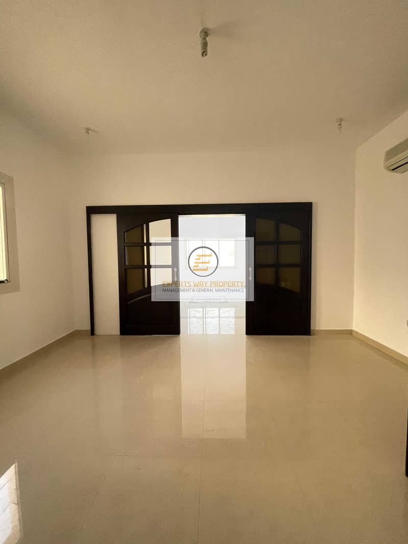 4 Private Entrance 4 Bedrooms Villa With Cover Parking