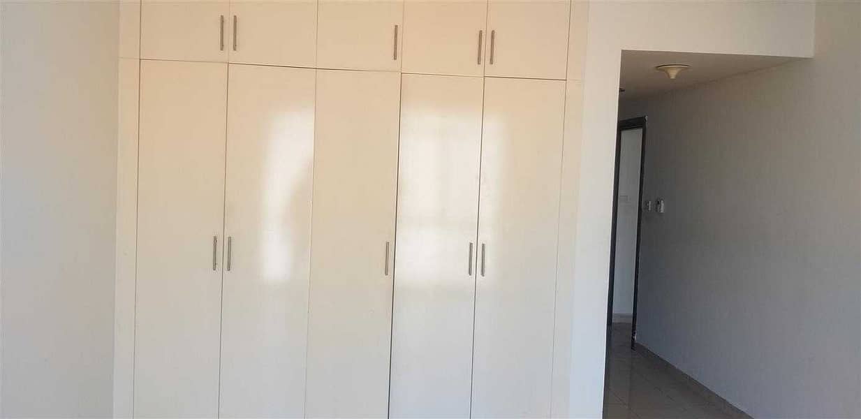 AC Chiller Free Spacious 3BHK with 5 Bathrooms AC Chiller Free Spacious 3BHK with 5 Bathrooms