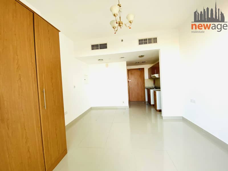 6 Lake View Studio For Rent In Lakeside Tower D IMPZ