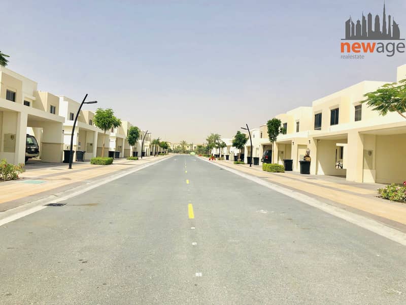 11 Large 4 bedroom Townhouse for RENT in Hayat Townhouse