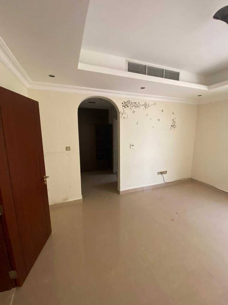 3 AVAILABLE FOR RENT | STUNNING 5 BEDROOMN VILLA | IN MIRDIF