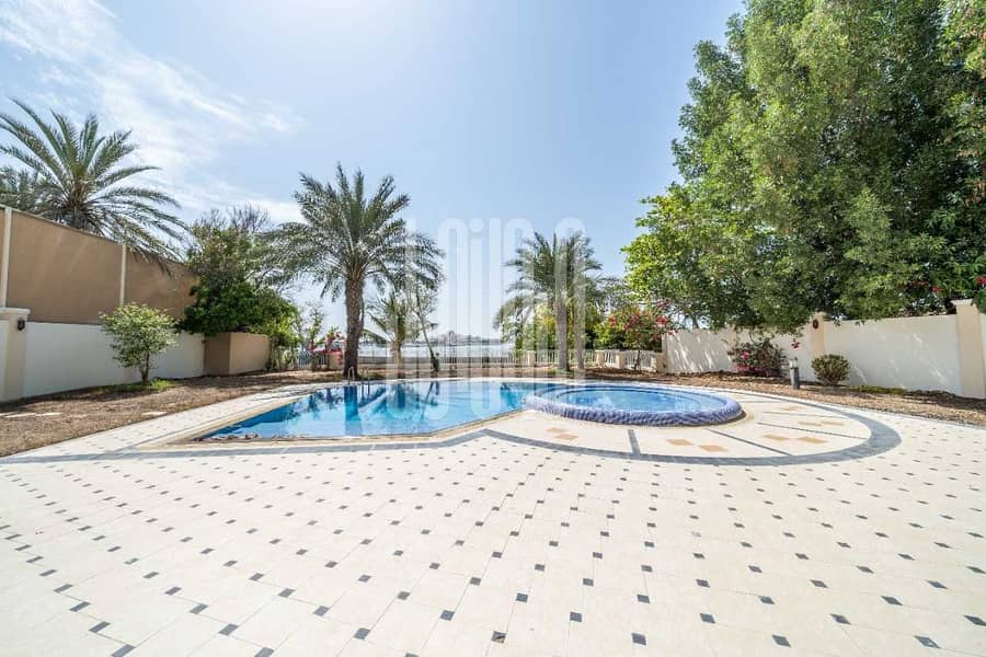 3 Luxury Villa in Royal Marina With Privet Swimming Pool