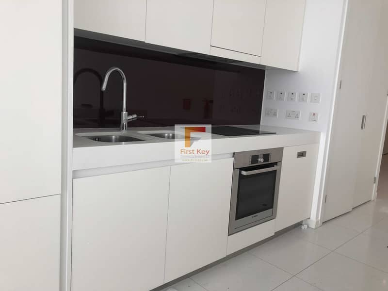5 No commisison | luxury living | kitchen appliances