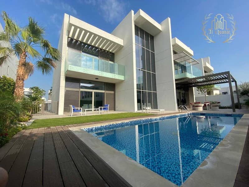 Own stand alone villa like a palace in the heart of Dubai