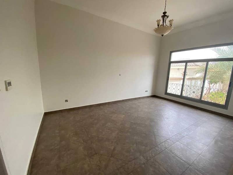 3 Villa for rent in Shakhbout 7MASTER  BEDROOMS