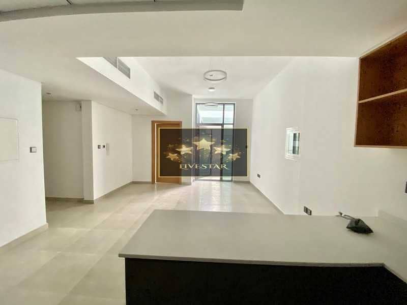 3 Great Deal | Brand New & Spacious 1 BR | Luxurious