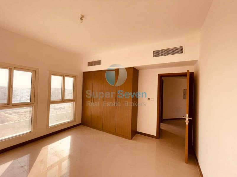 3 Brand New-3 Bedroom villa for rent Barashi Sharjah