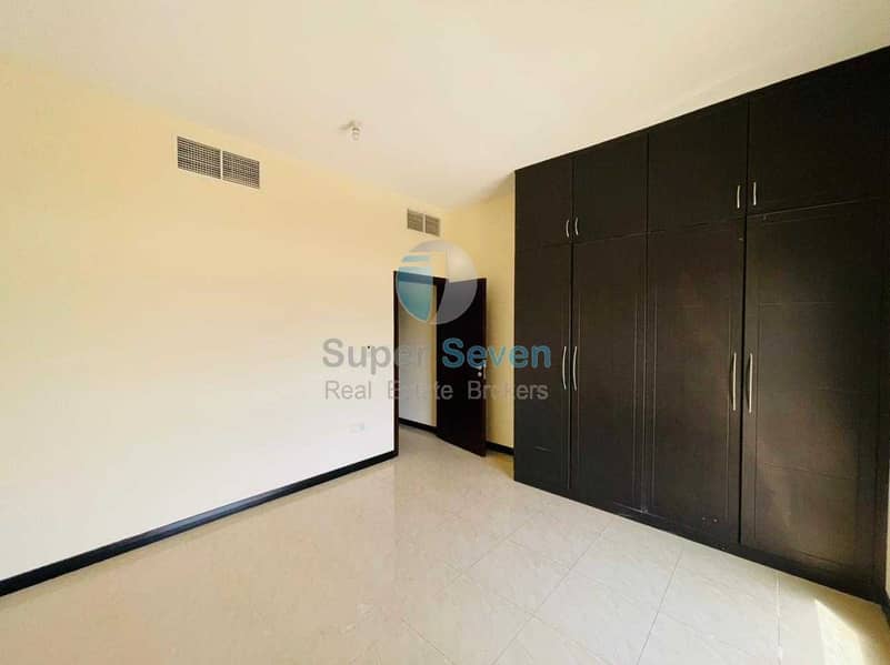 Corner 4- Bedroom + maid room villa for rent Barashi Sharjah