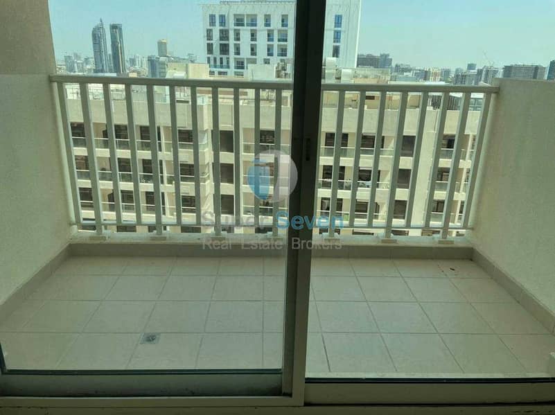 13 2 BHK with maids room for rent in Centrium Tower 4 IMPZ