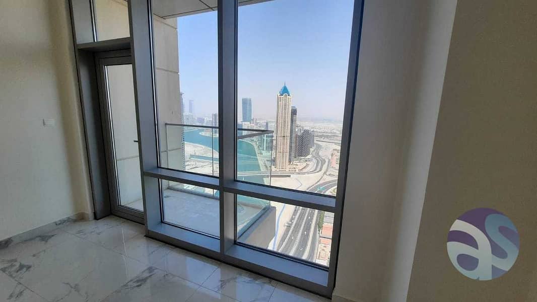 6 Stunning  views | Above 40th floor  | Maids room