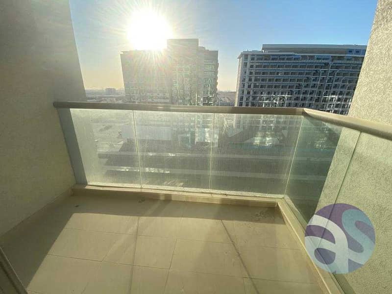 9 Brand New | Well Maintained Apt | Chiller free