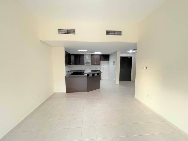 Spacious 2 Br With Balcony