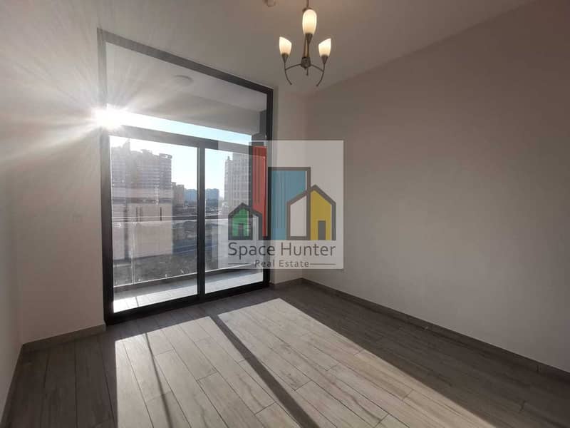 7 BRAND NEW!! Spacious 1 BR + L for rent in DSO