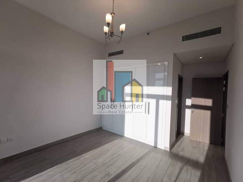 11 BRAND NEW!! Spacious 1 BR + L for rent in DSO