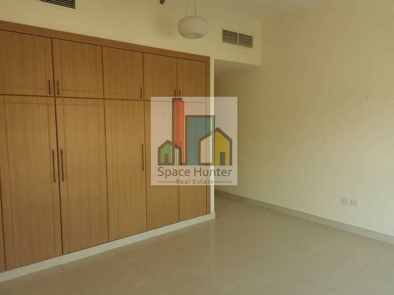 6 Spacious  high end  2 BR Apartment in  DSO