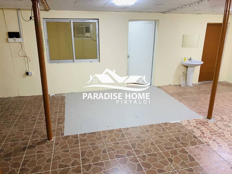 8 Private Entrance ! 4 Bed Hall In Al Rahba
