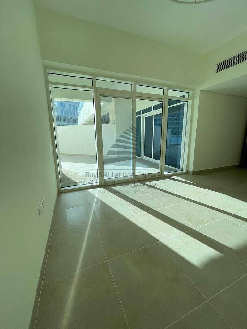 4 BEAUTIFUL BRIGHT 1 BEDROOM FOR RENT IN AZIZI ALIYAH RESIDENCE