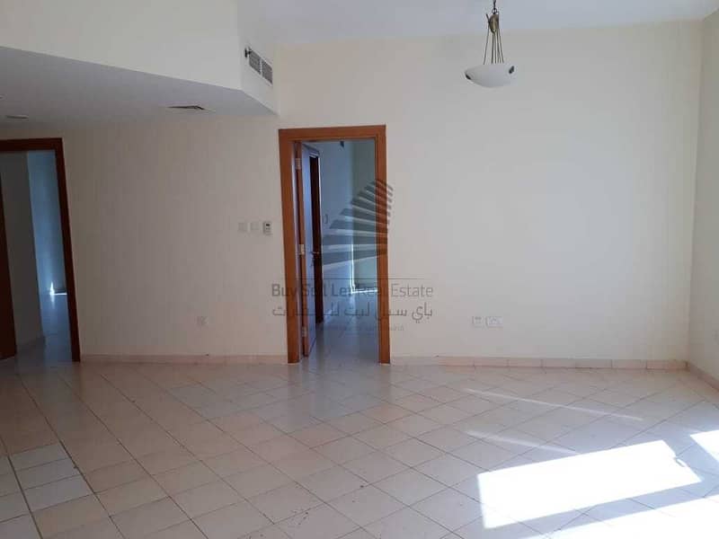 3 GREAT DEAL/ 2 BEDROOMS FOR RENT/ SPACIOUS & BRIGHT IN LAGO VISTA DUBAI PRODUCTION CITY