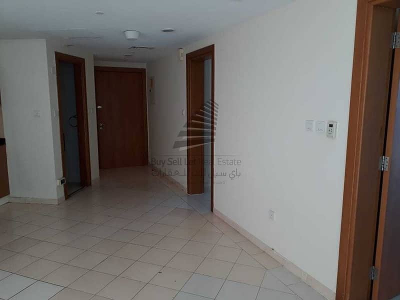 4 GREAT DEAL/ 2 BEDROOMS FOR RENT/ SPACIOUS & BRIGHT IN LAGO VISTA DUBAI PRODUCTION CITY