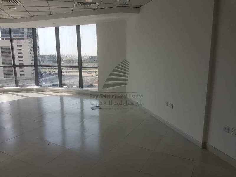 2 FITTED & SPACIOUS OFFICE IN THE REGAL TOWER BUSINESS BAY