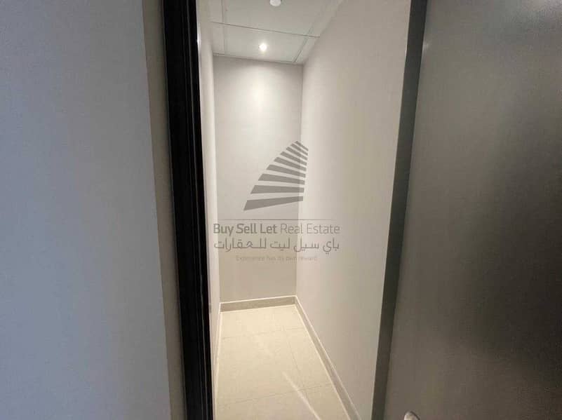 9 BEAUTIFUL FURNISHED 4 BEDROOM/ PARTIAL BURJ K FOR SALE WITH GOOD PRICE IN CENTRALLY LOCATED ELITE BUSINESS BAY RESIDENCE