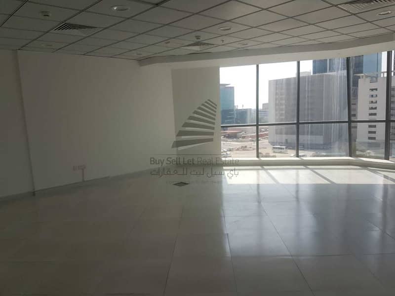 3 FITTED & SPACIOUS OFFICE IN THE REGAL TOWER BUSINESS BAY