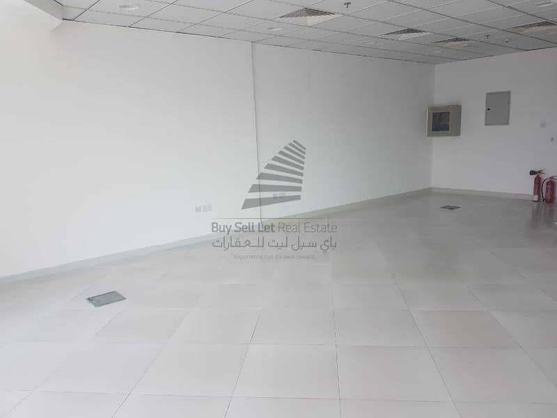 5 FITTED & SPACIOUS OFFICE IN THE REGAL TOWER BUSINESS BAY