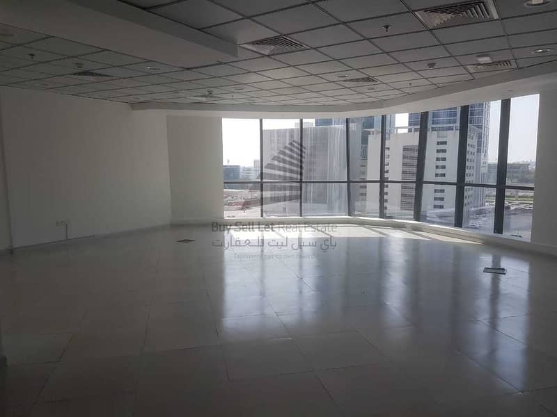14 FITTED & SPACIOUS OFFICE IN THE REGAL TOWER BUSINESS BAY