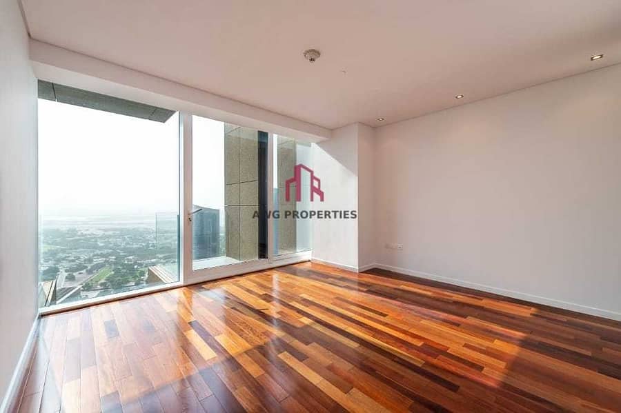 12 3 Bed Duplex | Burj Khalifa View | Balcony| Kitchen Equipped