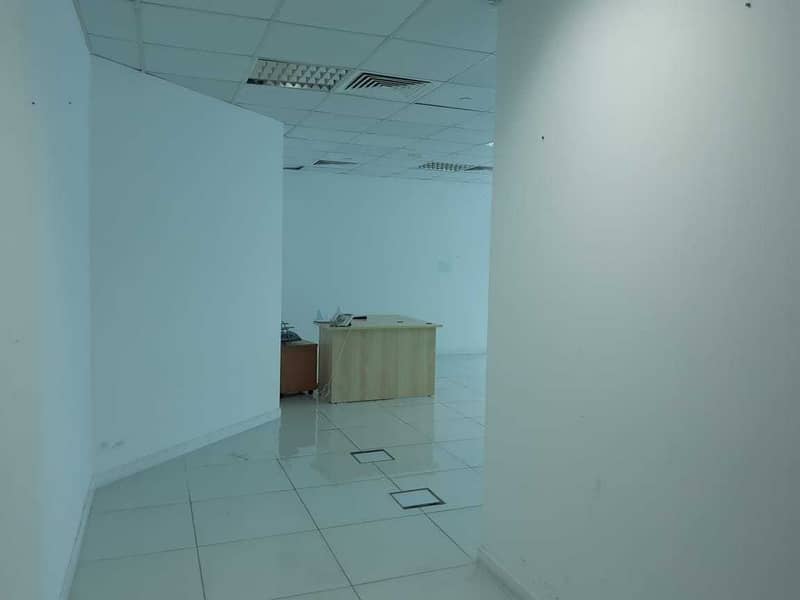 2 Large Fitted Office Large I Chiller Free