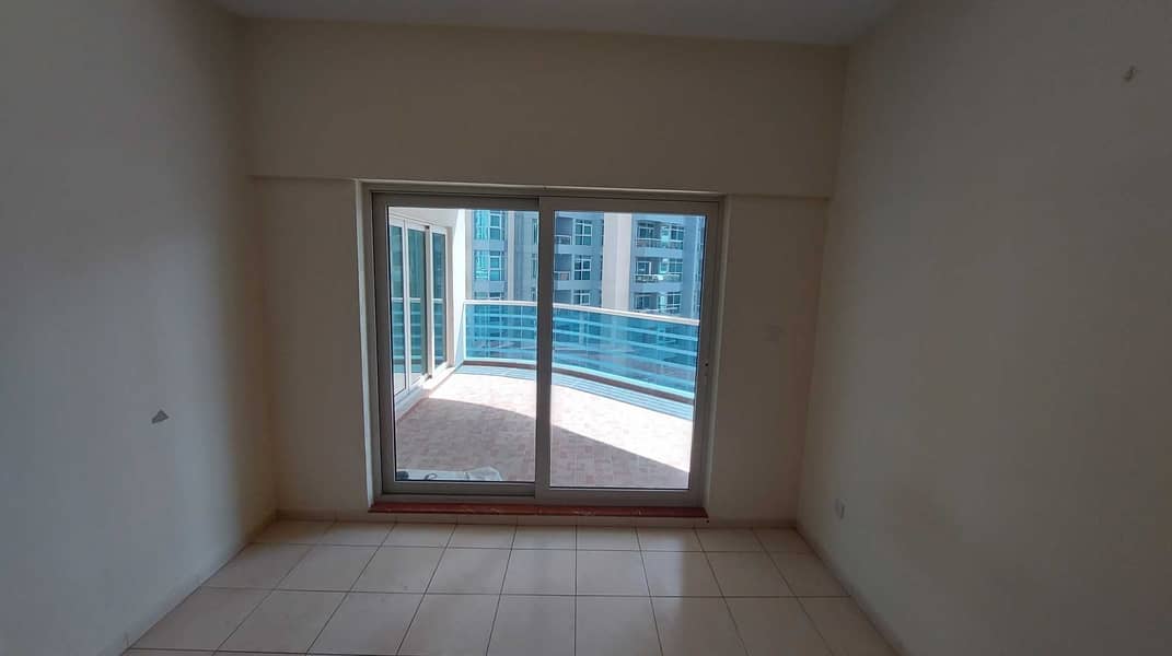 15 Chiller Free | Maintenance Free | Open View | Mid-High Floor | 2 Terrace/Balcony