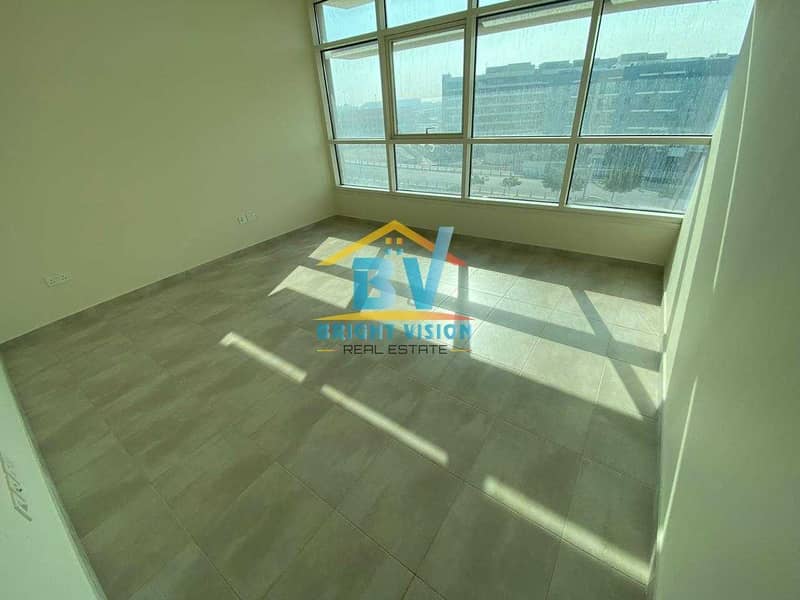 20 Be The 1st Tennent. . Classy 3BHk Canal View | Balcony | Parking | Al Raha
