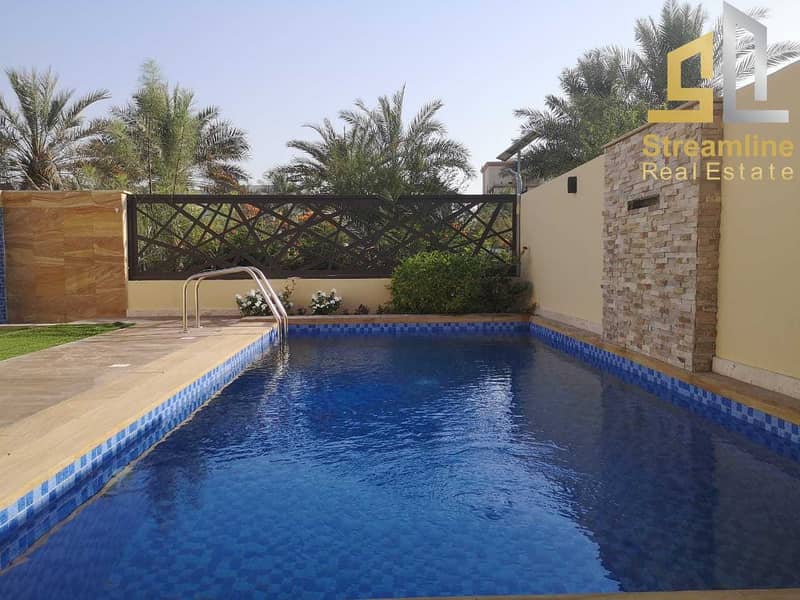 Luxurious finishing, private pool, spacious 4 bed