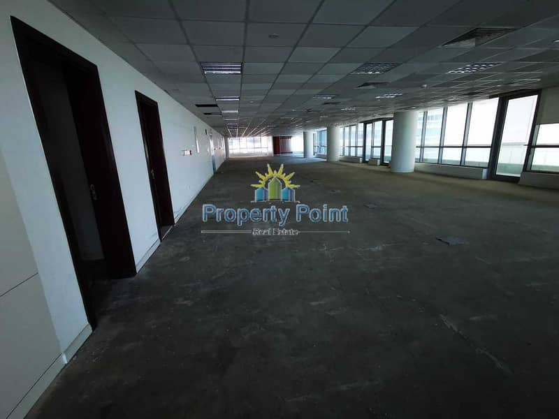 3 678 SQM Office Space for RENT | Commercial Tower | Parking | Corniche Area