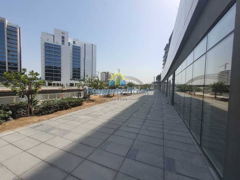 8 195 SQM Showroom for RENT | Spacious Layout | Prime Location in Al Raha Beach