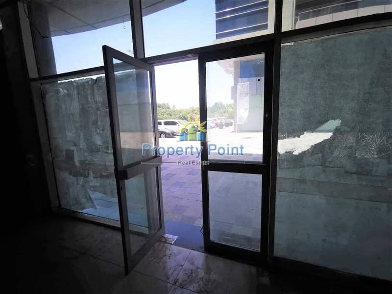 3 500 SQM Showroom for RENT | Ground and Mezzanine Floor | Ideal Location for Business in Khalifa Park Area