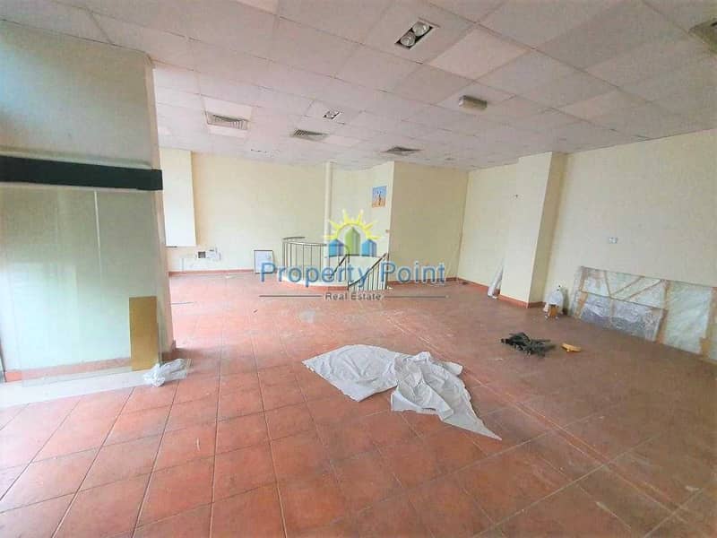 2 140 SQM Showroom for RENT | Ground and Basement Floor | Delma Street