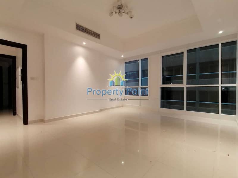 Stylish 2-bedroom Apartment | Kitchen Appliances | Parking and Gym Stylish 2-bedroom Apartment | Kitchen Appliances | Parking and Gym