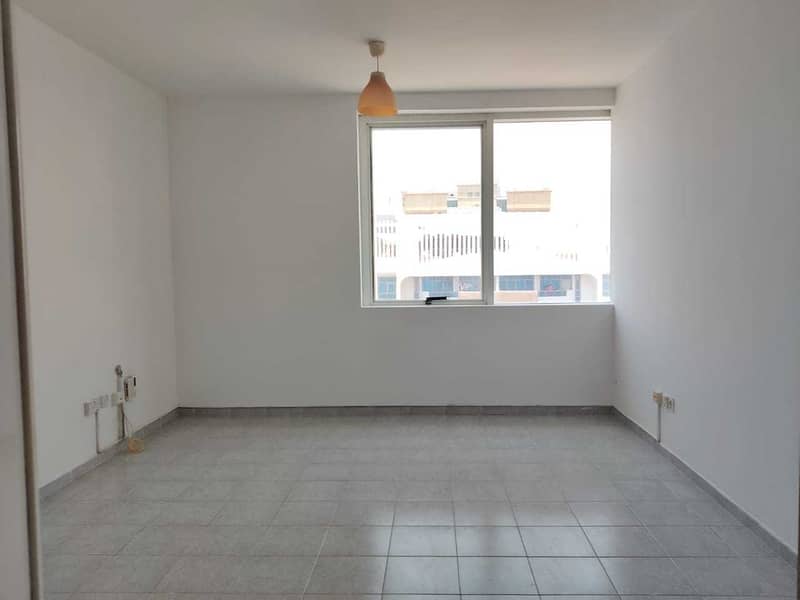 5 Excellent flat in central A/C with balcony