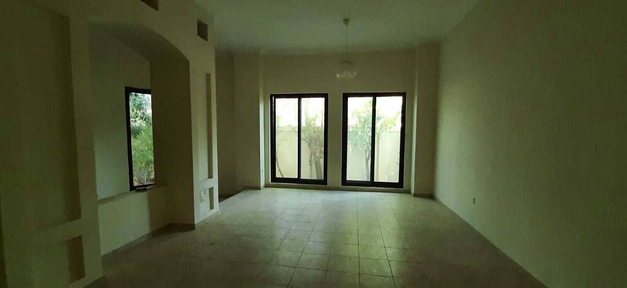 10 Spacious 4 Master bedroom in central A/C