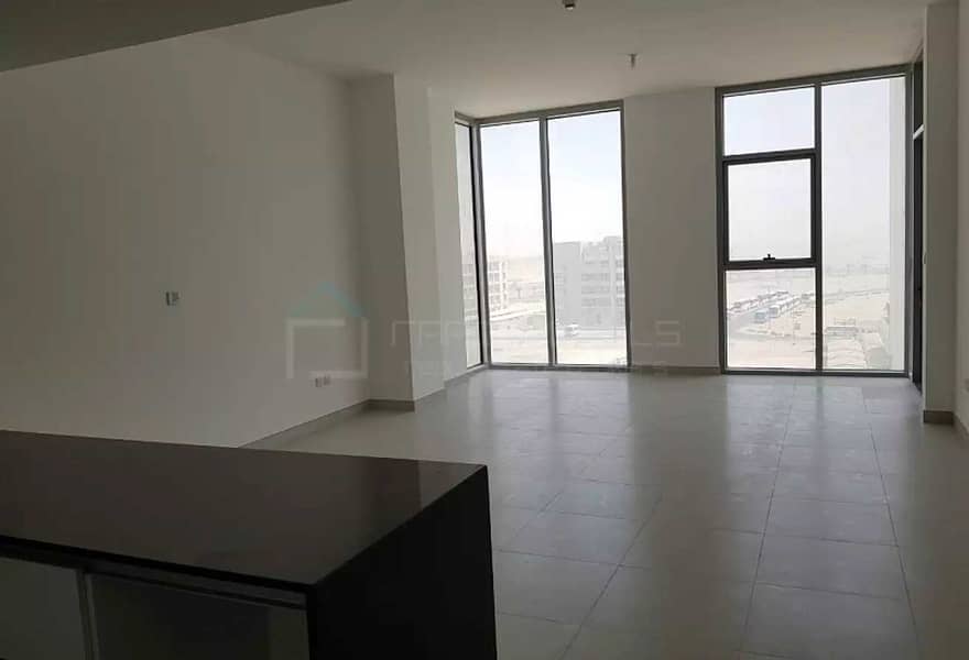 Spacious 3BR+M with open views @ The Pulse
