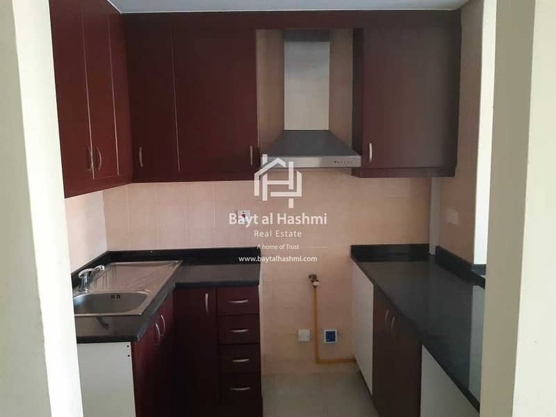 5 Chiller Free! 13 Months! Huge 1 Bedroom Apartment  Rent In  Street 2A