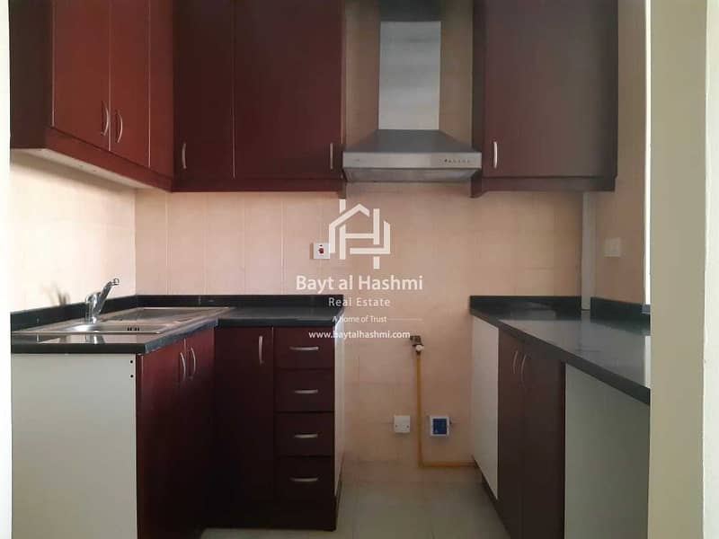 7 Chiller Free! 13 Months! Huge 1 Bedroom Apartment  Rent In  Street 2A