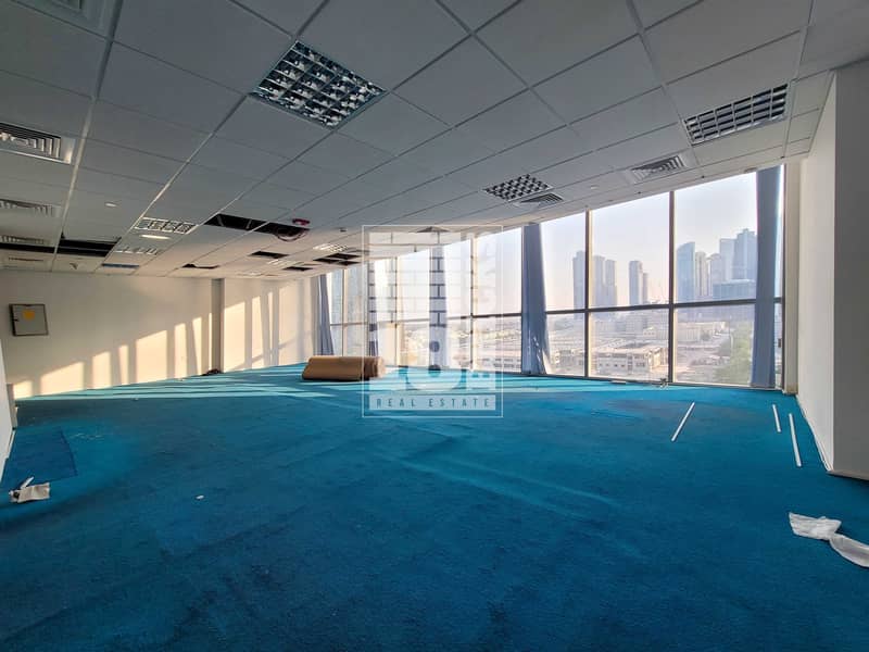 6 Ready Fitted Office | Lake View | Parking