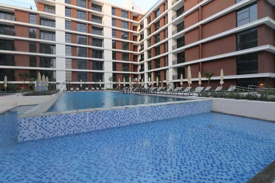 New and Bright 1 Bedrooms| Large Balcony and Pool View