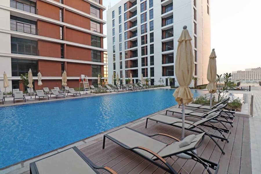 12 New and Bright 1 Bedrooms| Large Balcony and Pool View