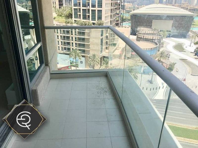 4 2 Bed room  with Burj khalifa  for rent