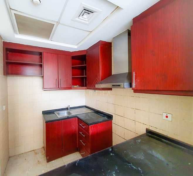 6 Spacious Studio | Very Close to Metro and Main Road | Unfurnished