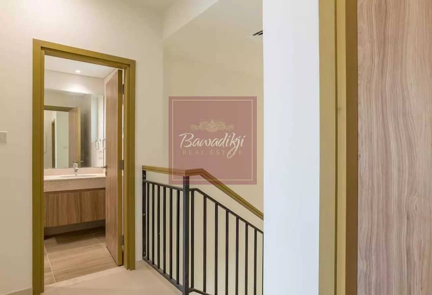 10 DIRECTLY ON THE POOL| SINGLE ROW| 3BED + MAID