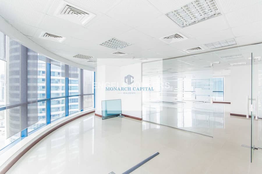 6 Fully Fitted Glass partition office for rent